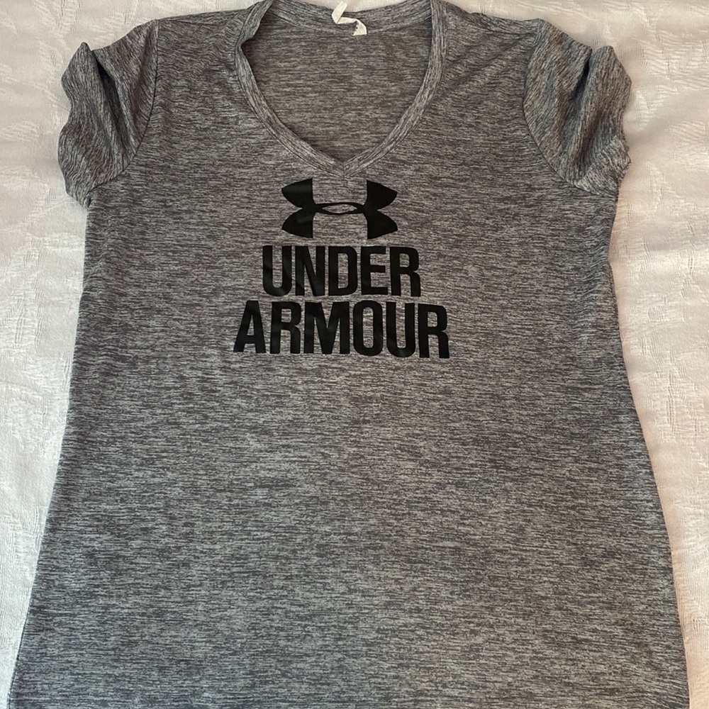 Under Armor athletic tee